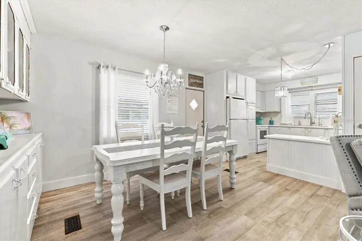 Dining Room/Kitchen