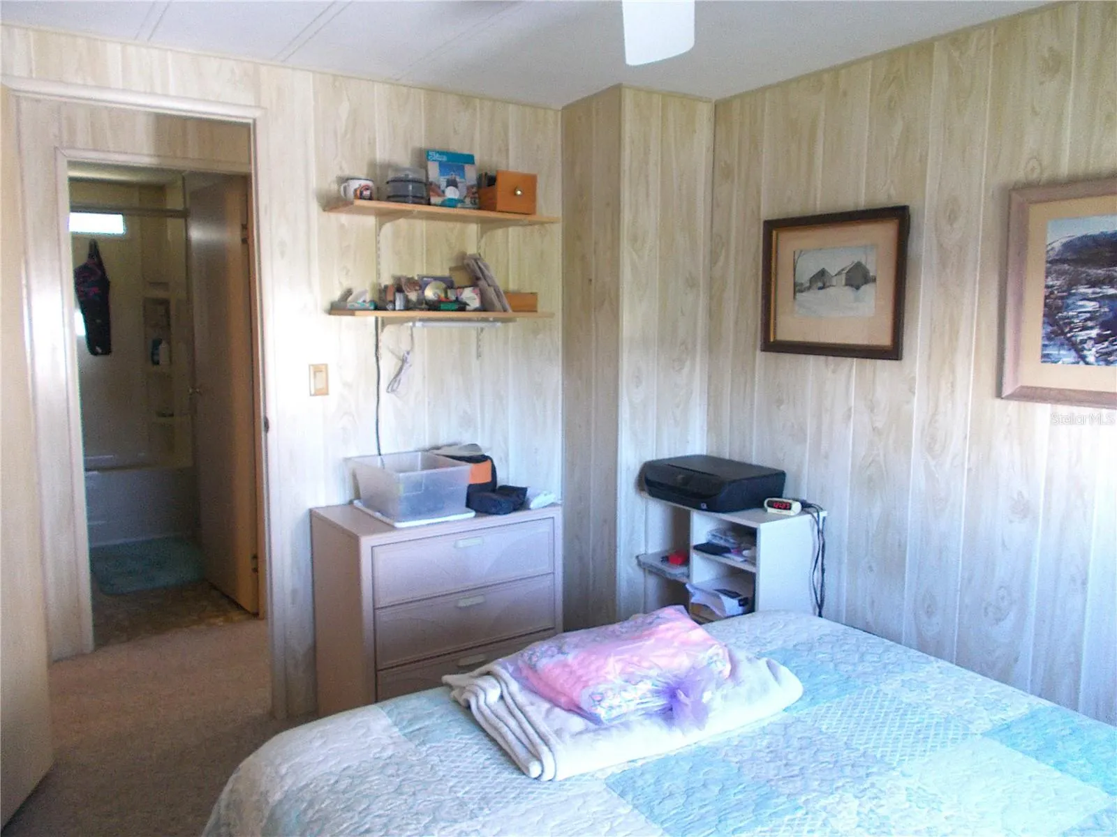 Guest bedroom