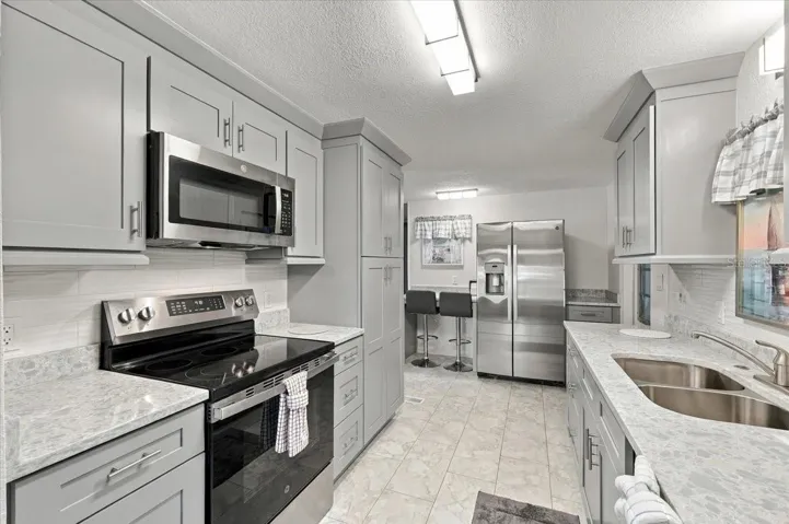 Beautifully remodeled kitchen