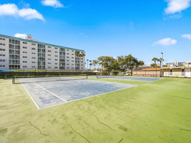 Community Tennis courts