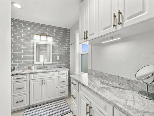 Primary - En Suite