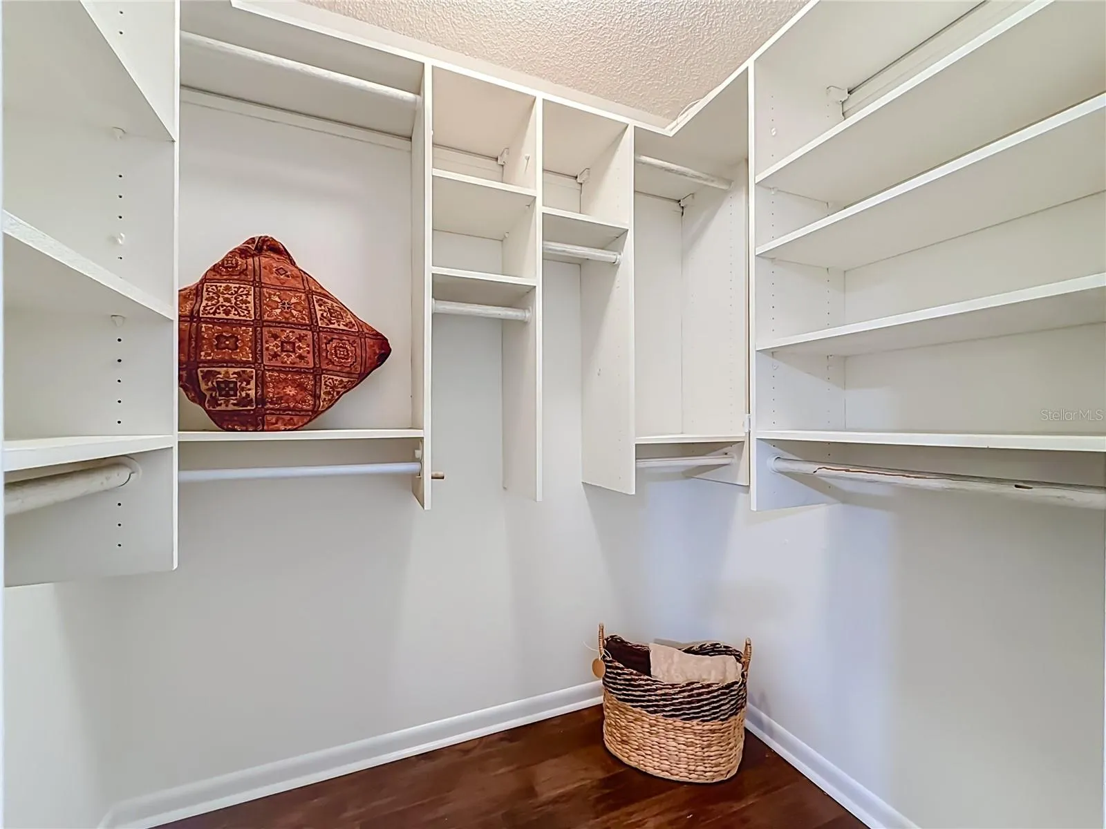 Primary Walk in closet