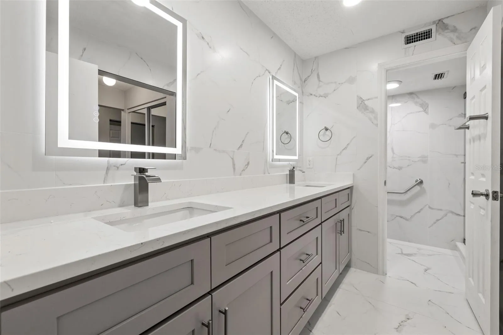 Primary double sink vanity