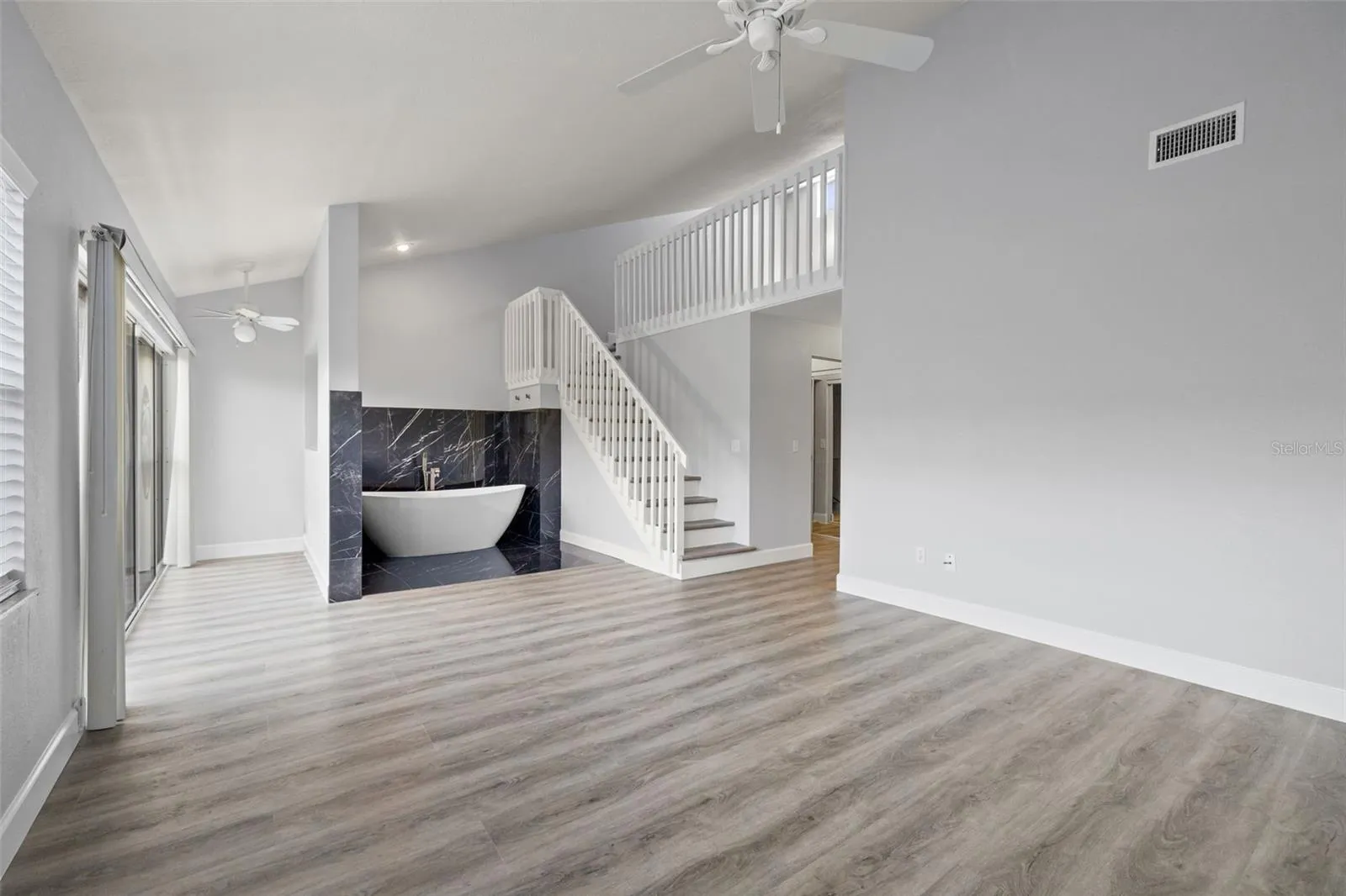 Primary suite