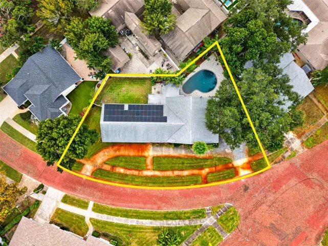 Circle driveway