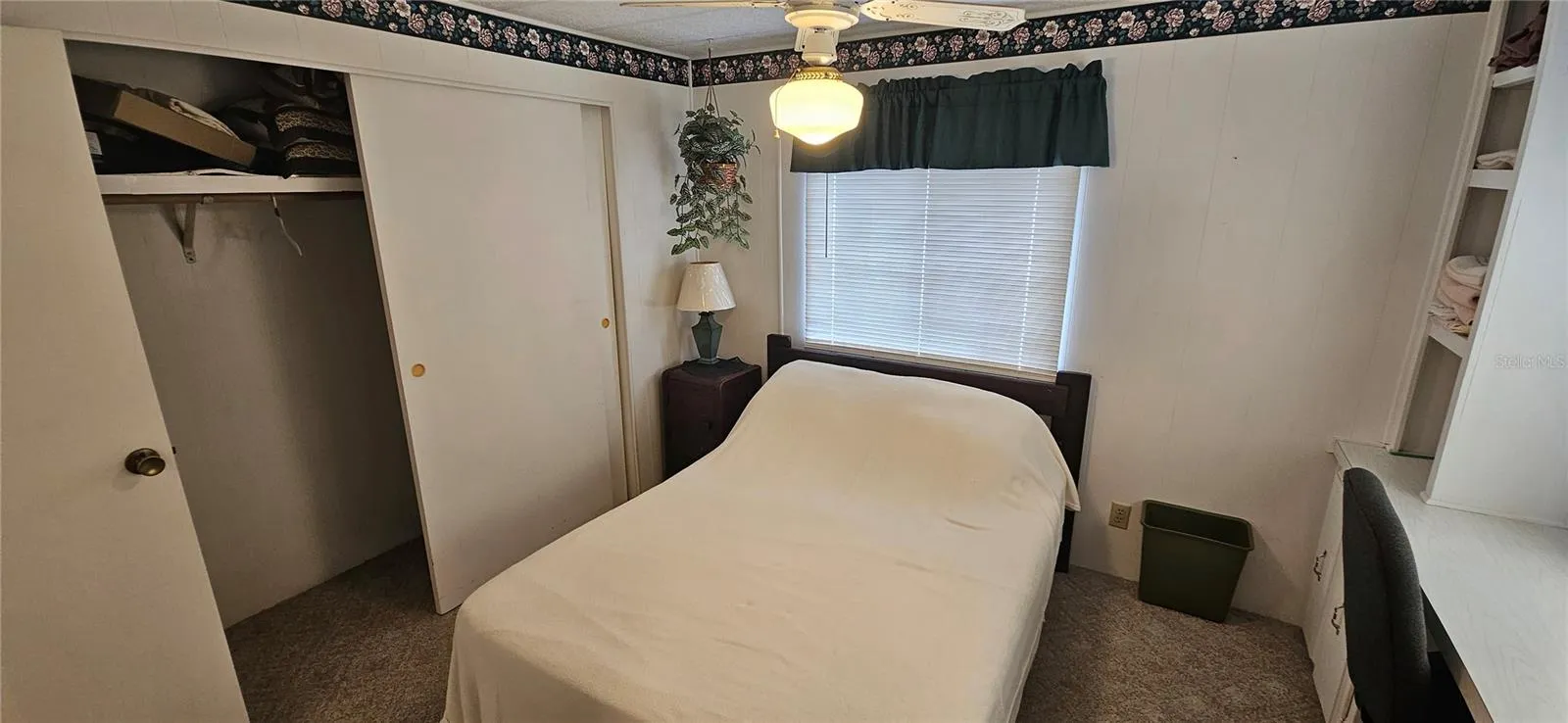 Bedroom 2 entry