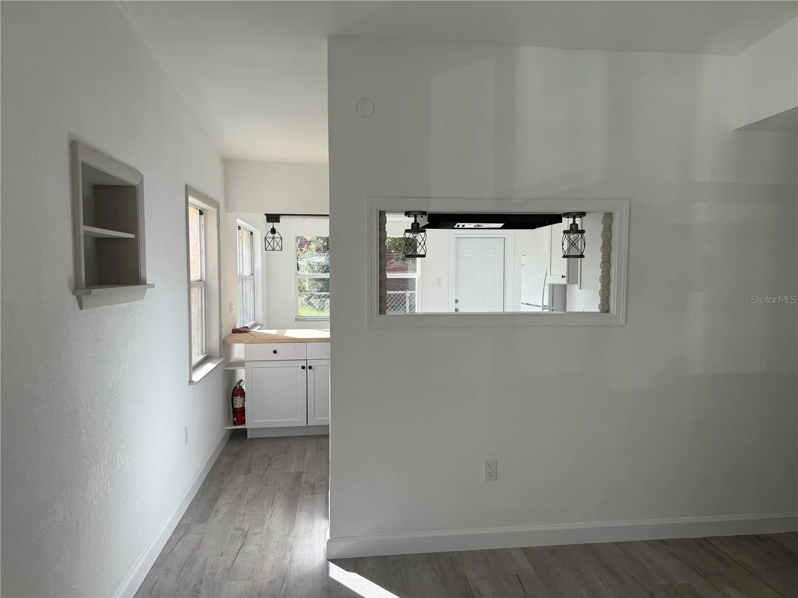 Entrance to kitchen