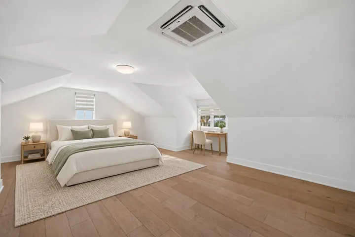 Studio apartmentVirtually Staged