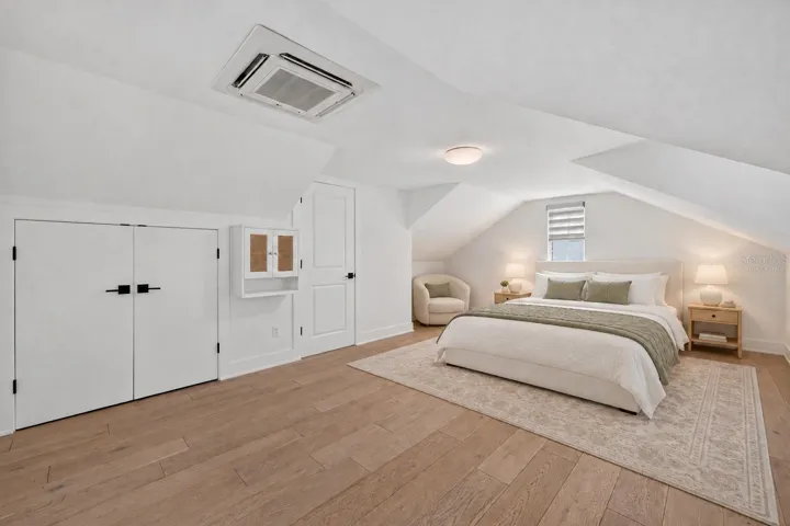 Studio apartmentVirtually Staged