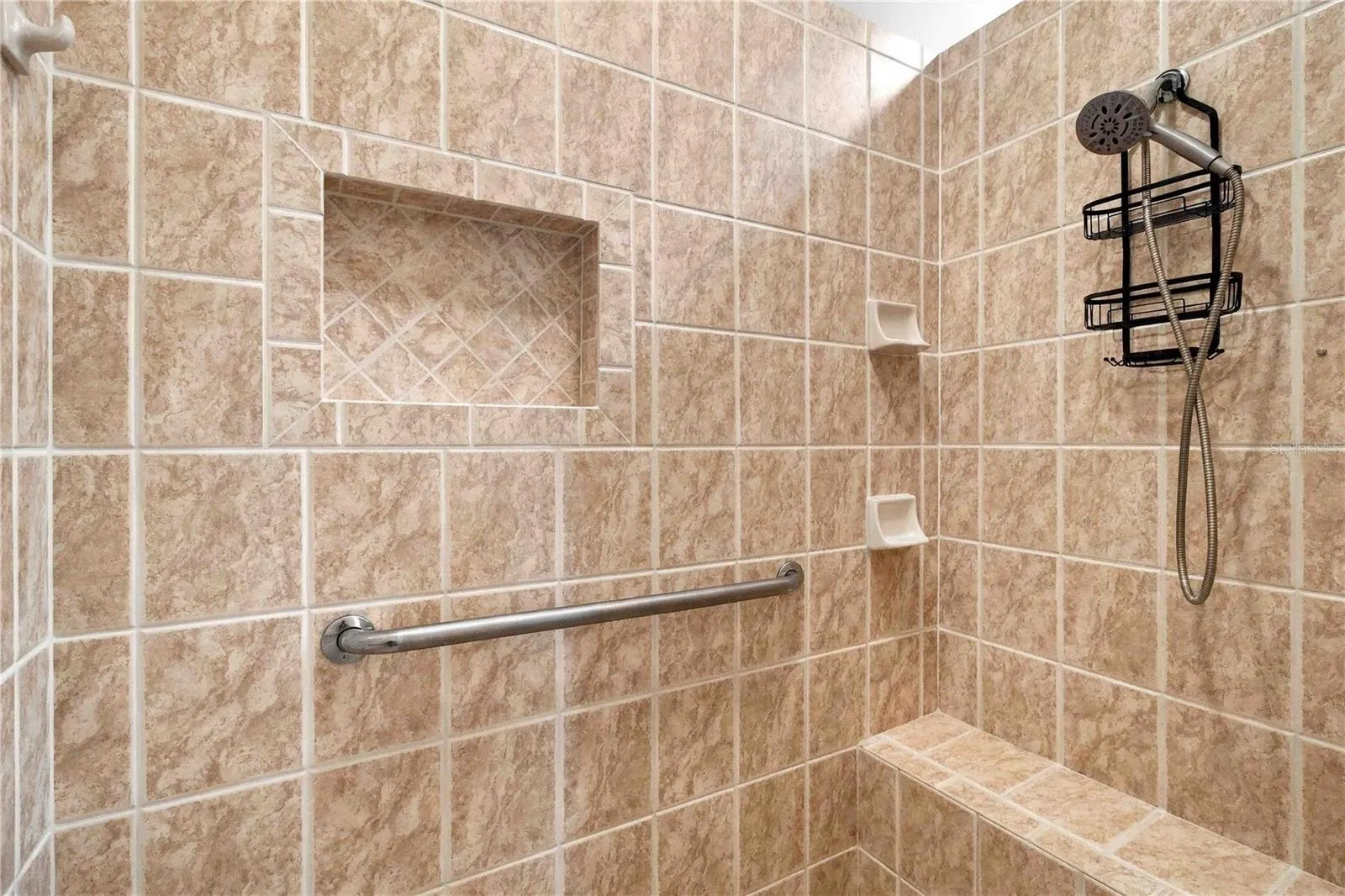 Primary shower