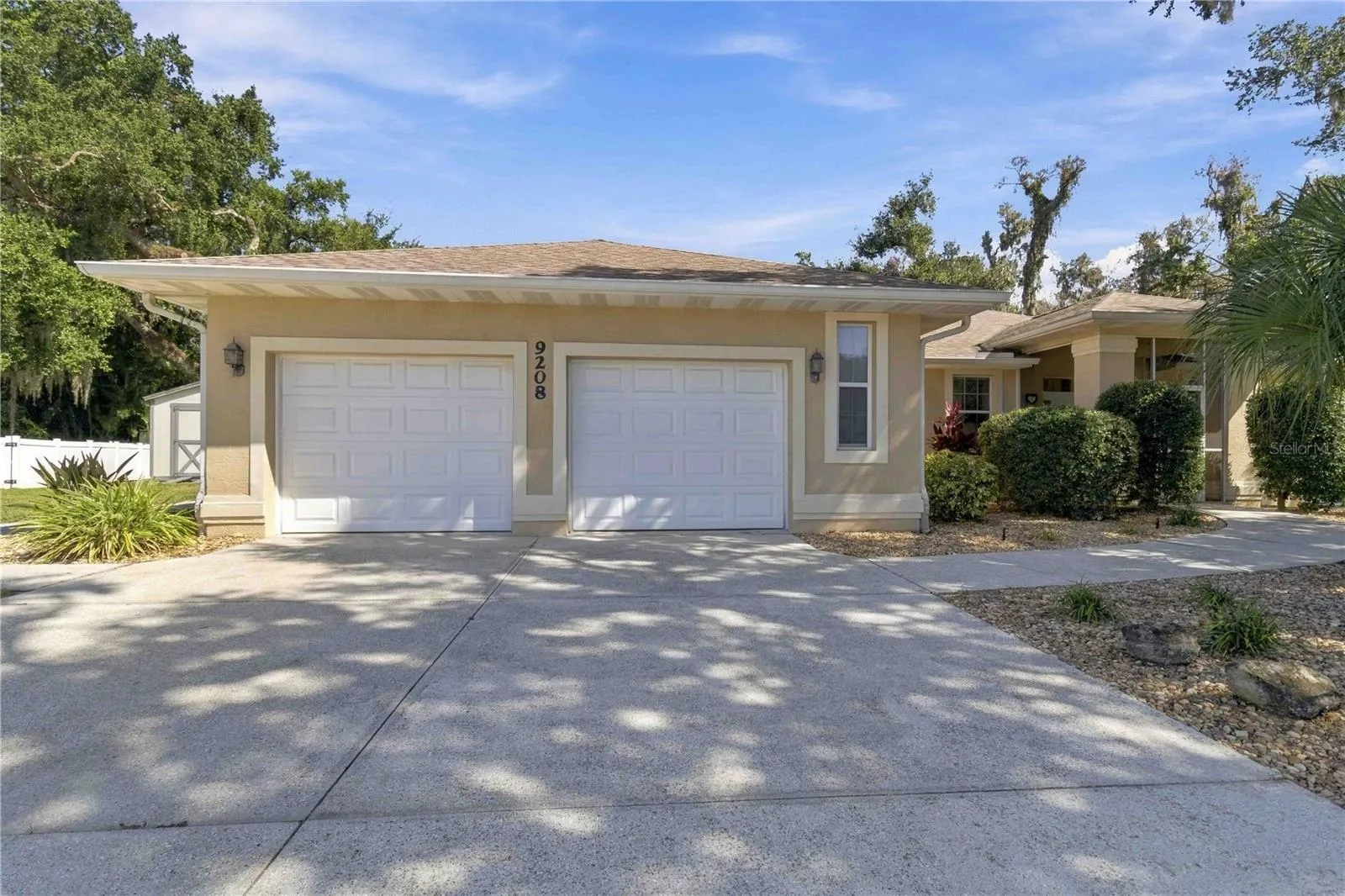 Oversized 2-car garage with insulated doors