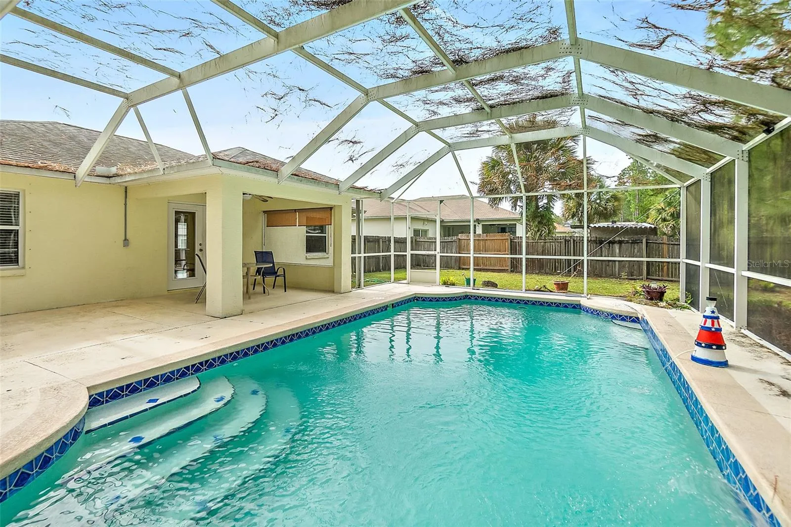 Lanai and Pool