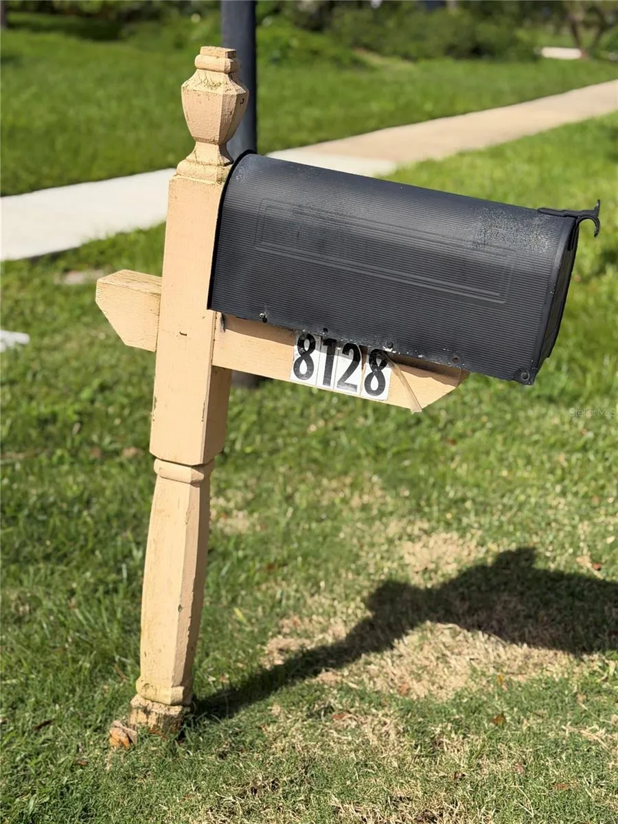 Private Mailbox