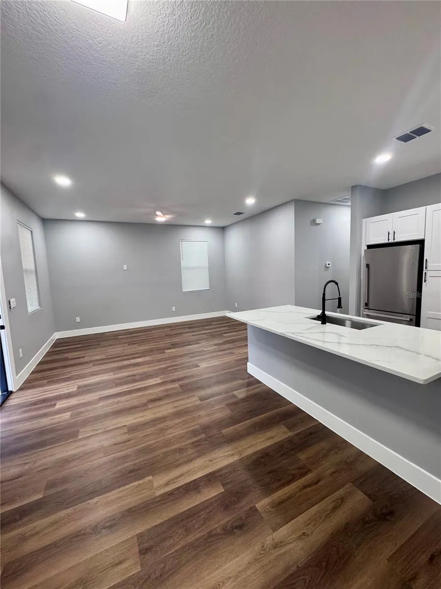 kitchen/living