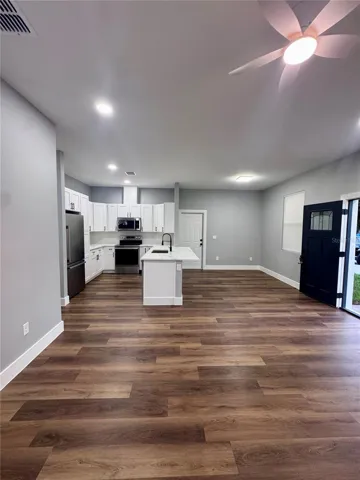 dining/kitchen