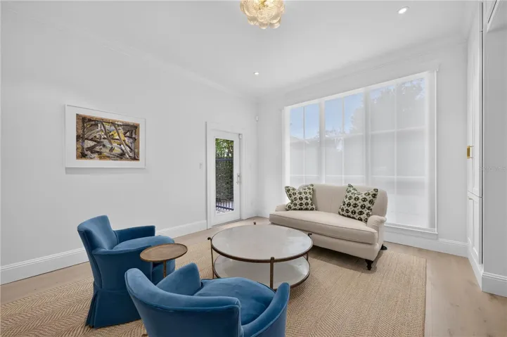 Sitting room/study