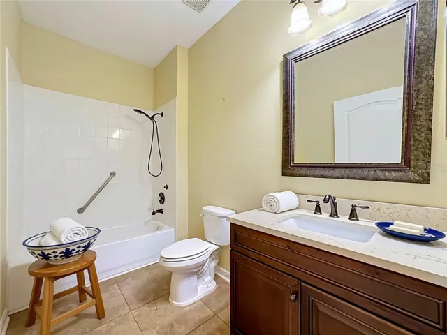 Virtually Staged Bath 2
