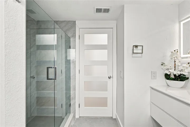 2 bath