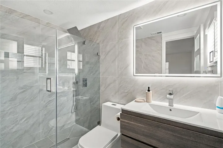 primary bed bath