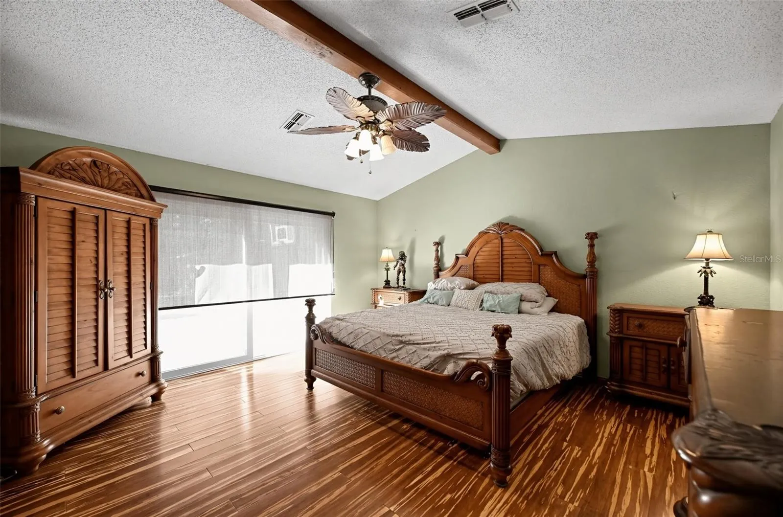 Master bed