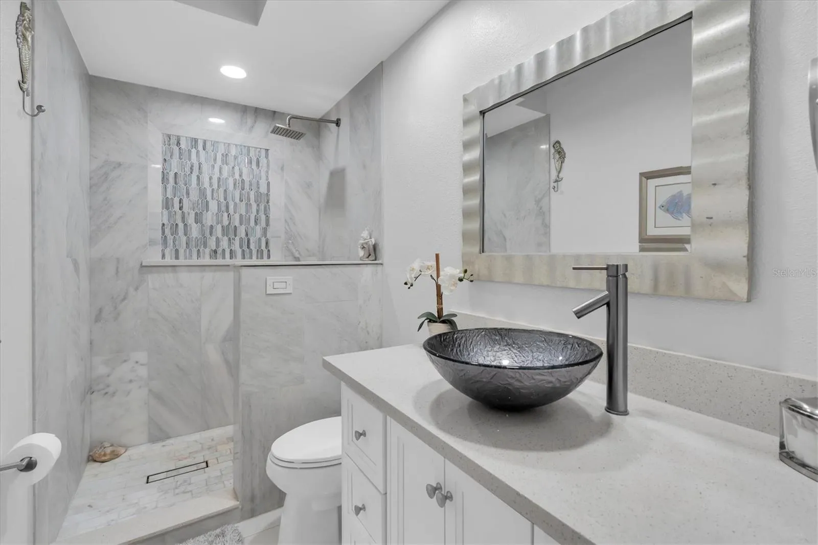 2nd full bath is beautifully updated