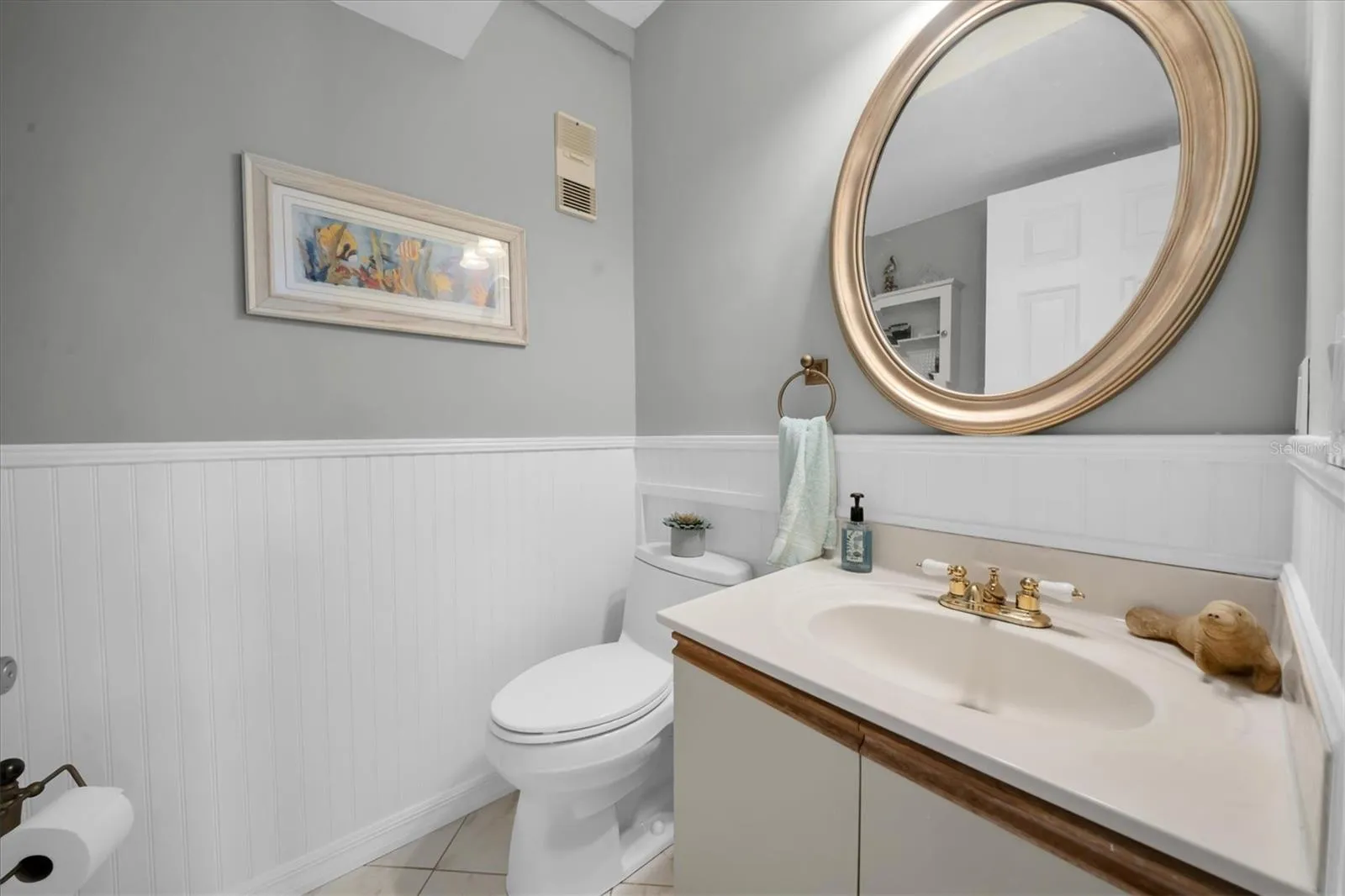 Great Room guest bath