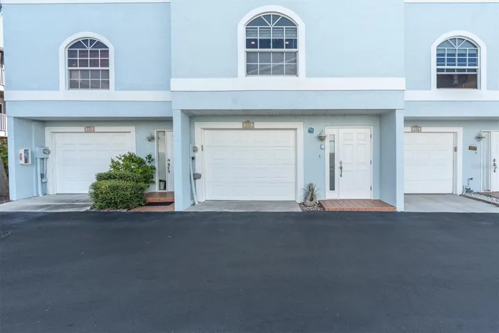 1 car garage