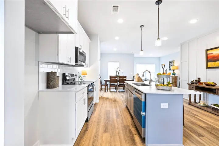 soft close cabinets