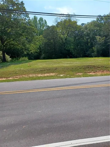 1788 King Road, Valley, Alabama 36854