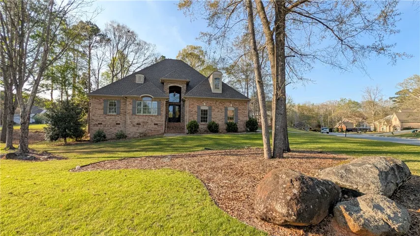 Welcome to 1618 Olivia Way!
