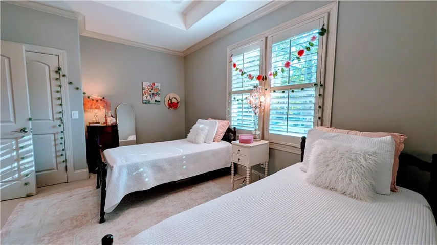 Bedroom 2 (main level, suite)