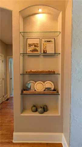 Lovely built-ins throughout!