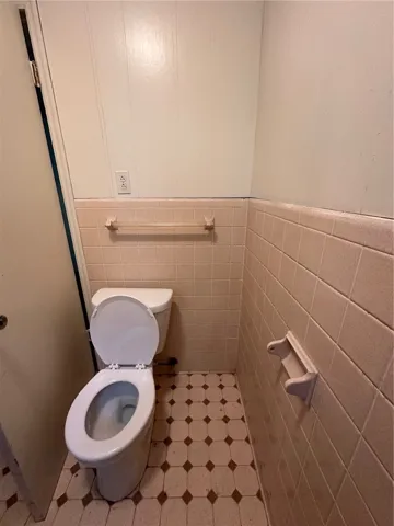 basement bathroom