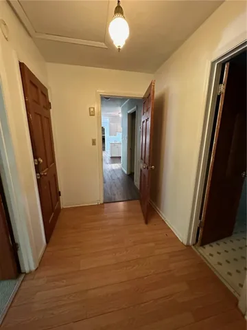 Hallway to kitchen