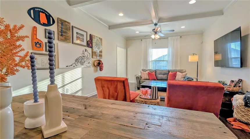 The open floor plan includes a dining/living room combo.