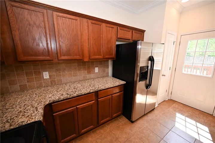 Lots of cabinet space!