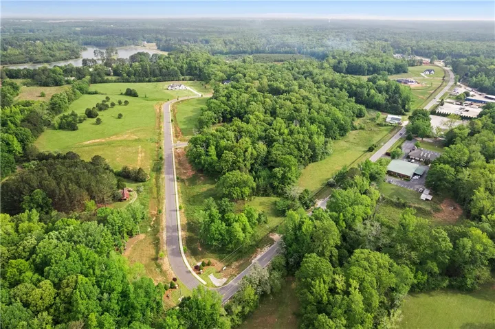 4040 Glenwood Court, Auburn, Alabama 36830