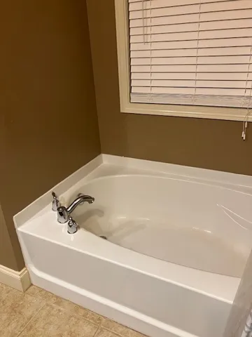 Garden Tub Primary Bathroom