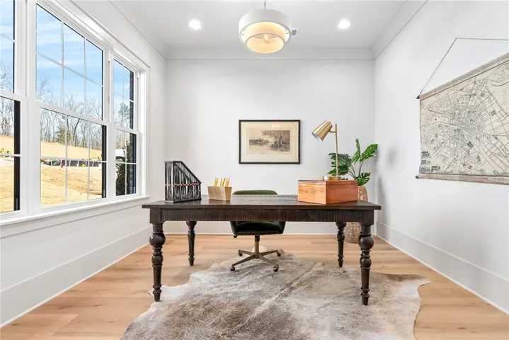 Flex room would make a beautiful office!