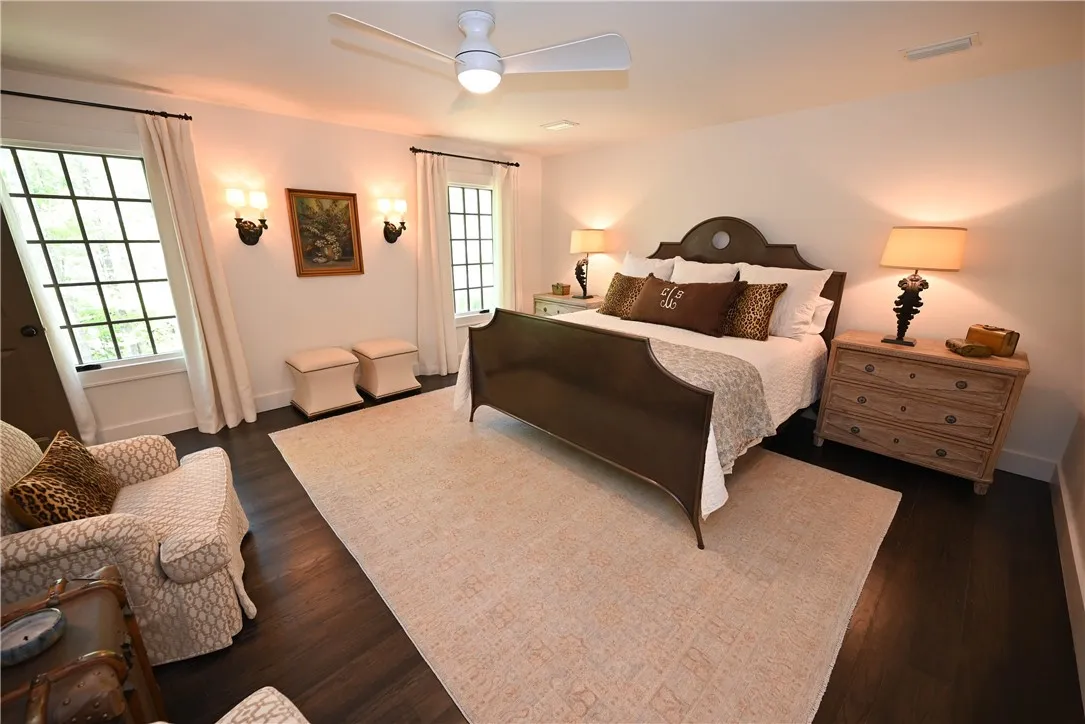 Complete with hardwood floors, and en-suite bath.