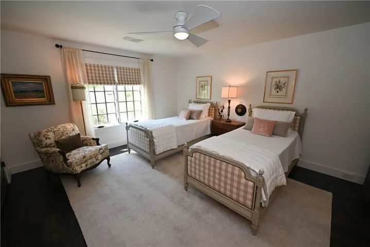 A very generous 2nd bedroom, with hardwood, and en-suite bath.