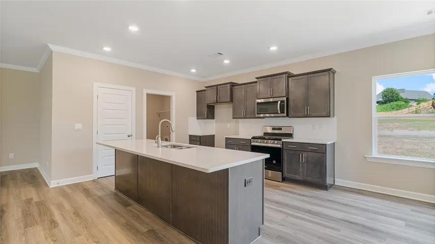 2183 Bluebird Drive, Auburn, Alabama 36830