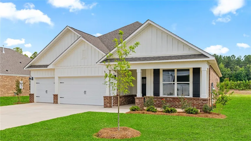 2195 Bluebird Drive, Auburn, Alabama 36879
