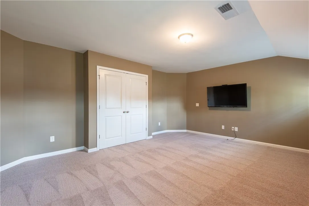 Bonus Room (prior to tenants moving in)