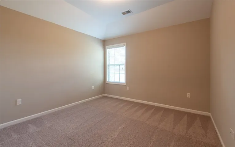 Guest bedroom (prior to tenants moving in)