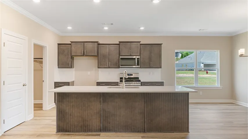 2188 Bluebird Drive, Auburn, Alabama 36879