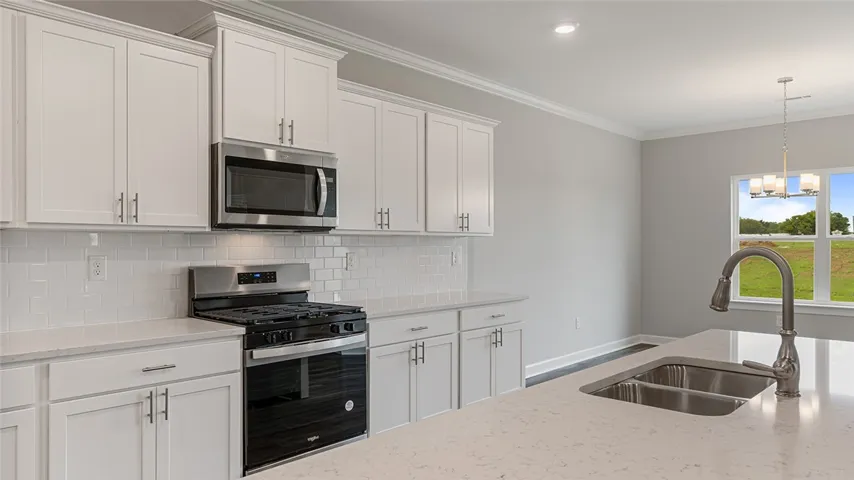 2194 Bluebird Drive, Auburn, Alabama 36879
