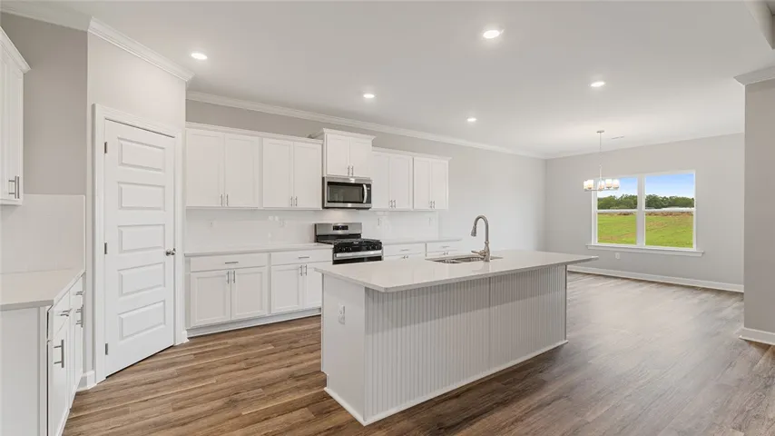2194 Bluebird Drive, Auburn, Alabama 36879