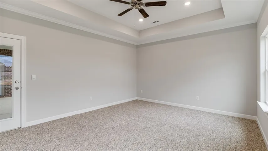2194 Bluebird Drive, Auburn, Alabama 36879