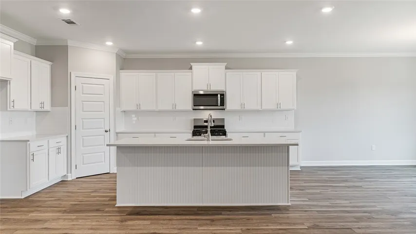 2194 Bluebird Drive, Auburn, Alabama 36879